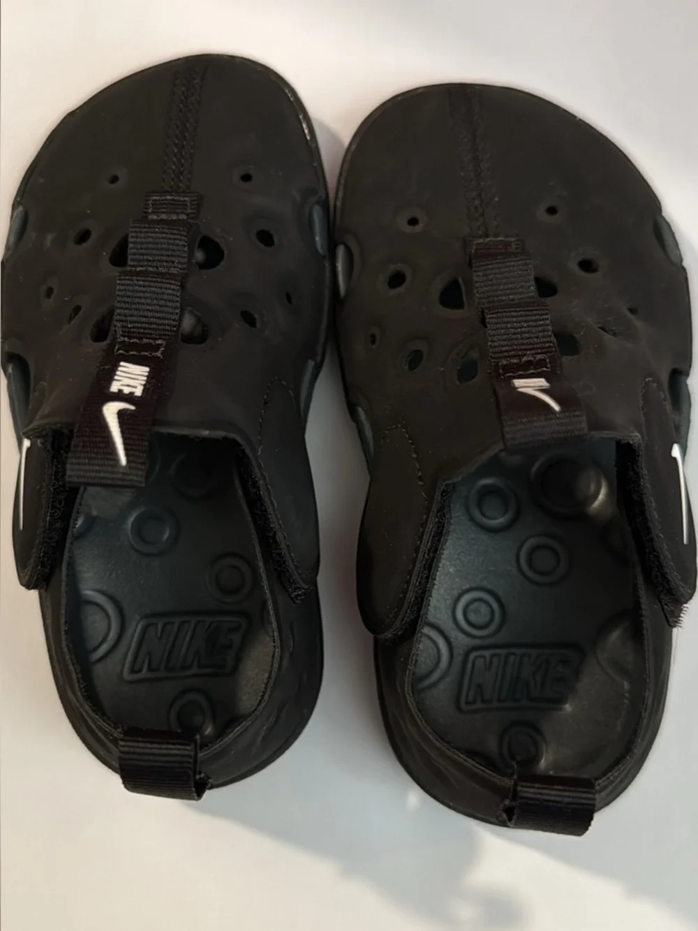 Nike Kids Black Slip-On Water Clog with Pull Loop